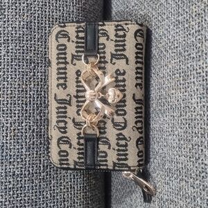 JUICY COUTURE Darling Medium Double Zip Around Wallet